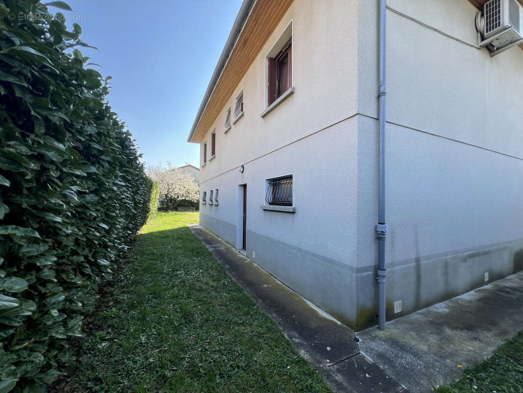 Maison à MIONS