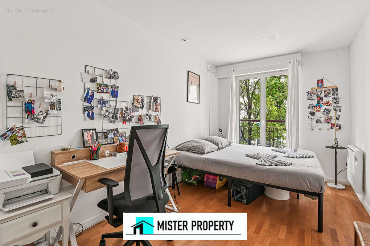 Appartement à LEVALLOIS-PERRET