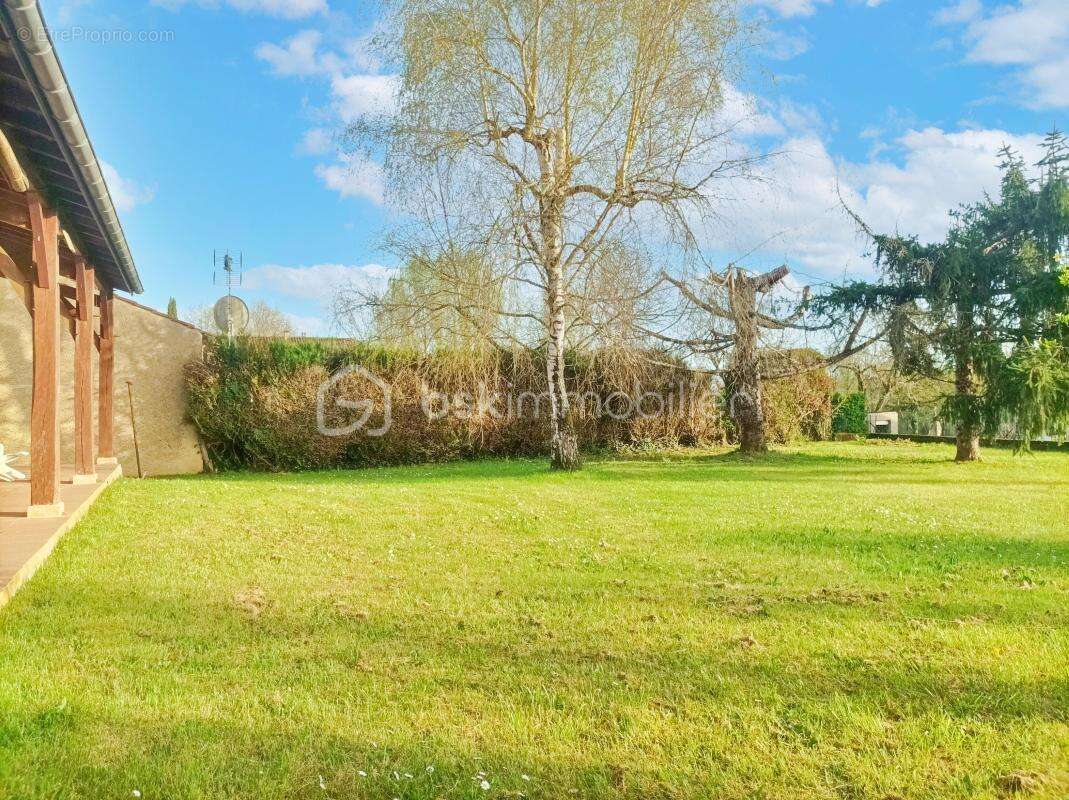 Maison au cœur du village de Cazals : Calme & Commodités à portée de main - photo 22