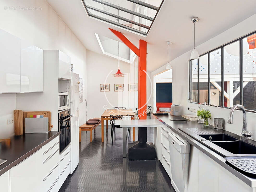 Appartement à PARIS-20E