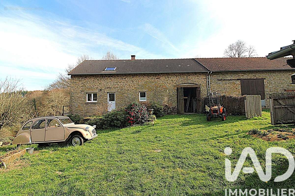 Maison 109 m² à Thauron  - photo 2