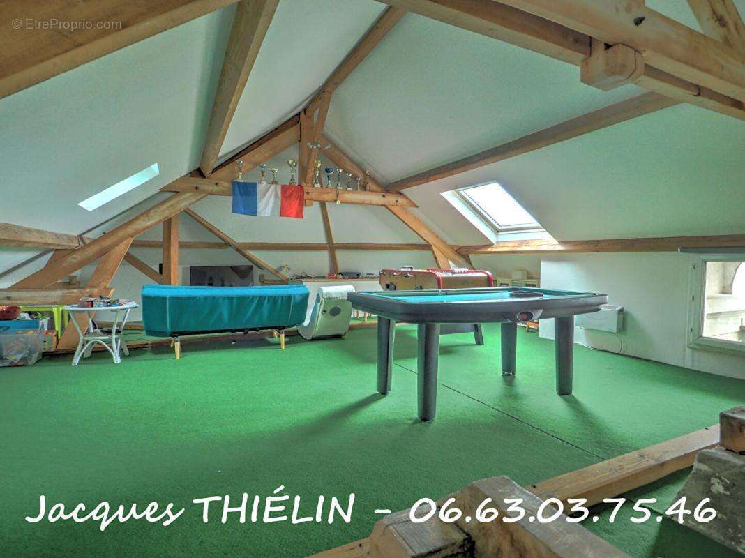 Maison à LONGUE-JUMELLES