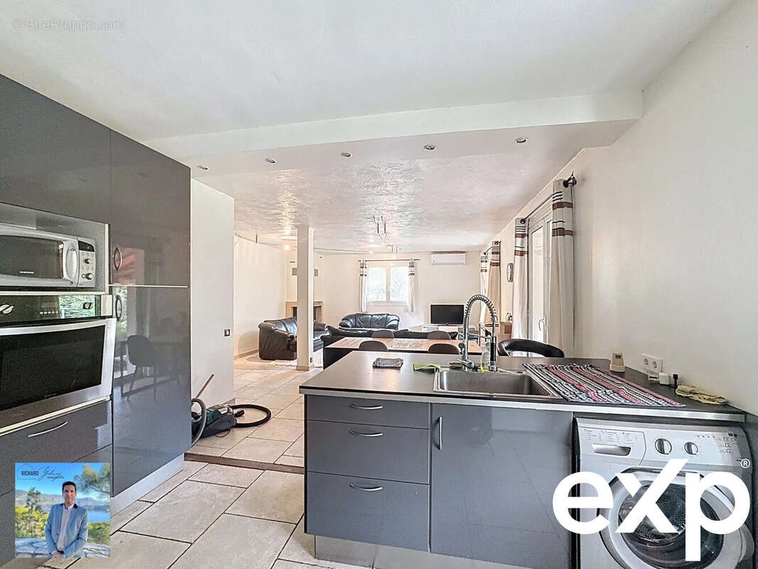 Maison à SAINT-JEANNET