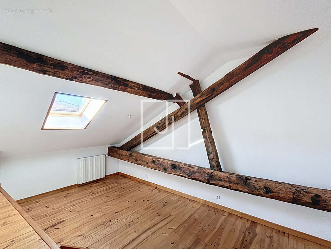 Appartement à JAUSIERS