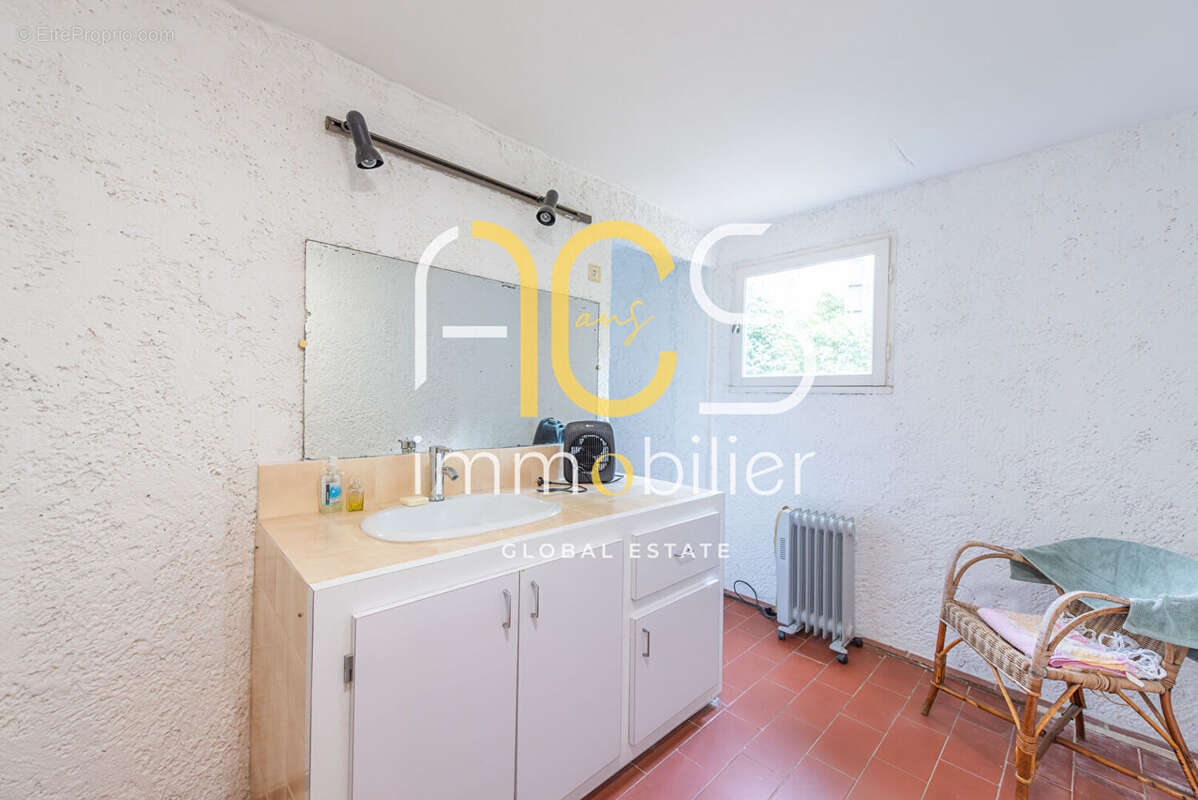 Maison à ENSUES-LA-REDONNE