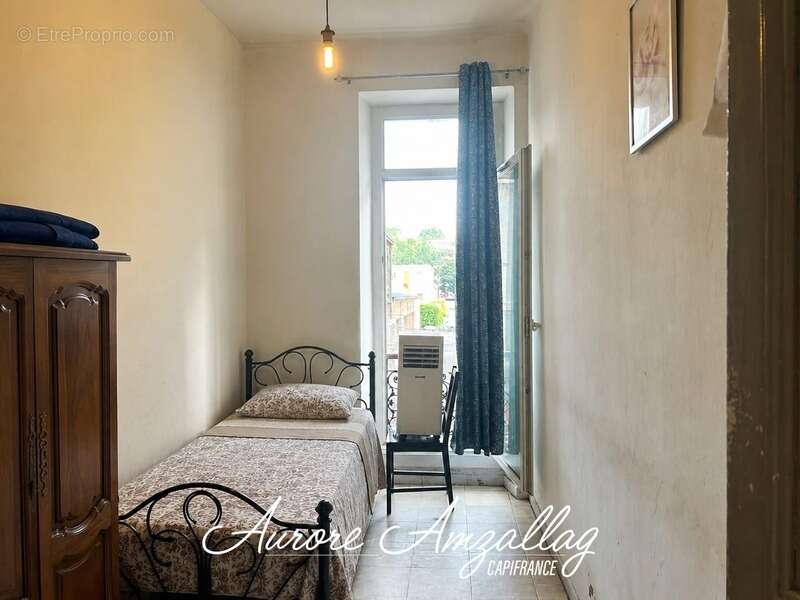 Appartement à MARSEILLE-3E