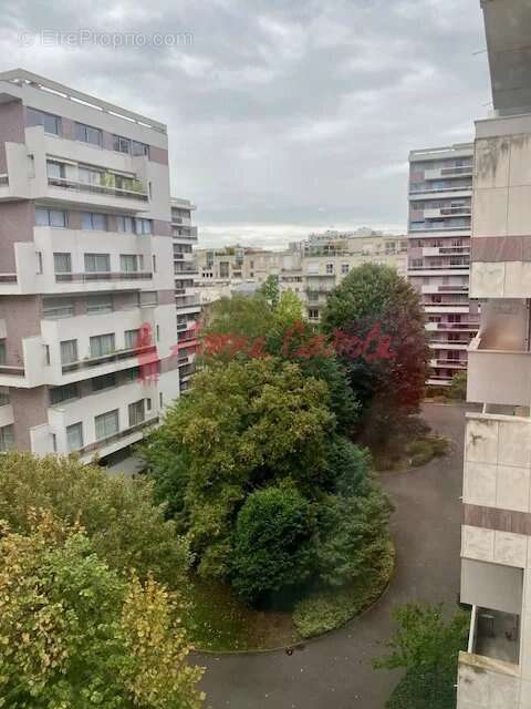 Appartement à PARIS-15E