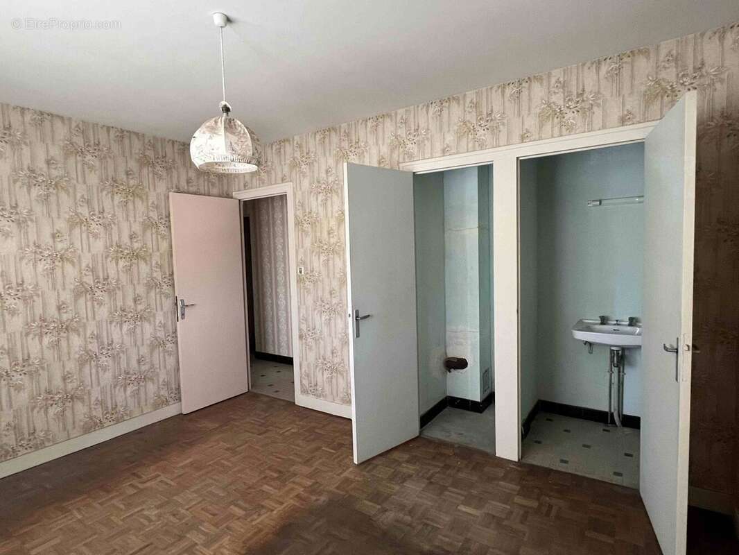 Maison 94 m² à Roumazieres-Loubert  - photo 8