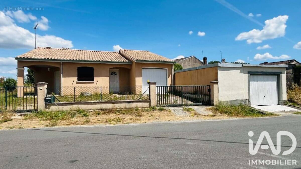 Photo 1 - Maison à MONTPON-MENESTEROL