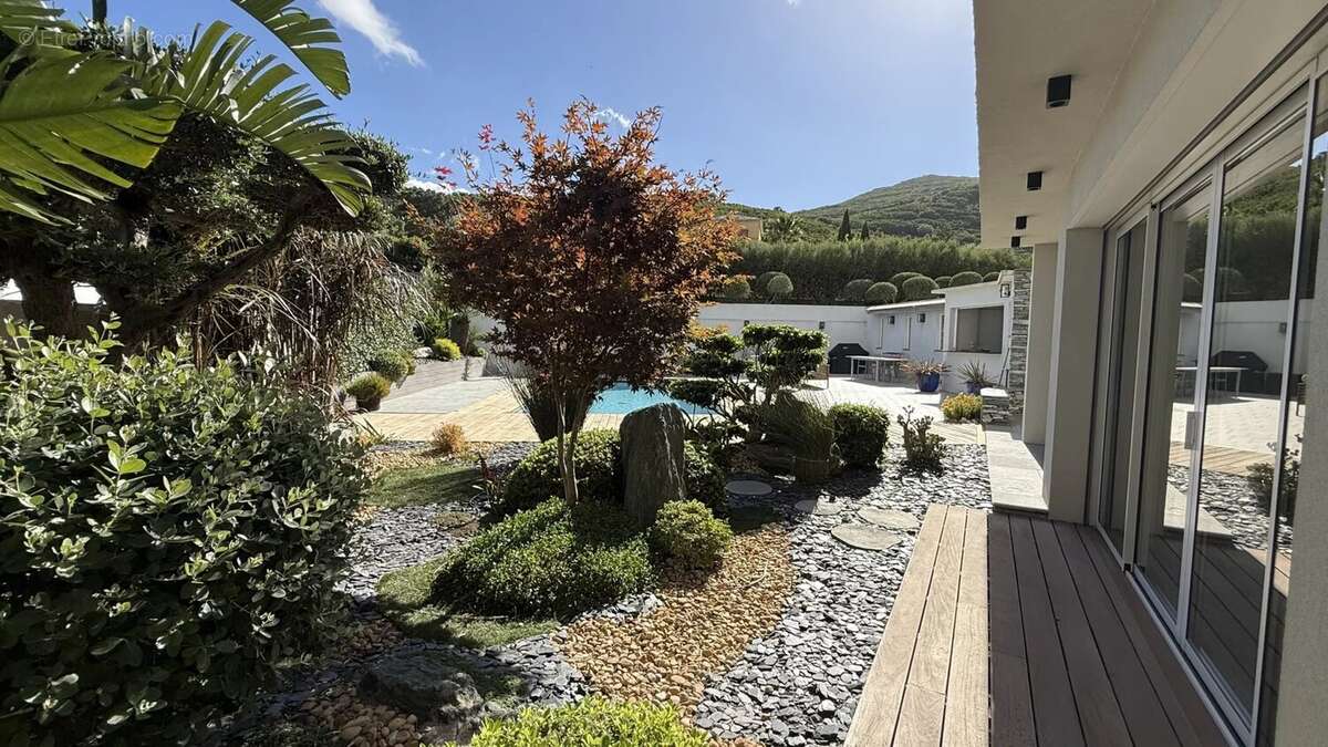Très Belle maison T5 piscine garage studio - photo 44