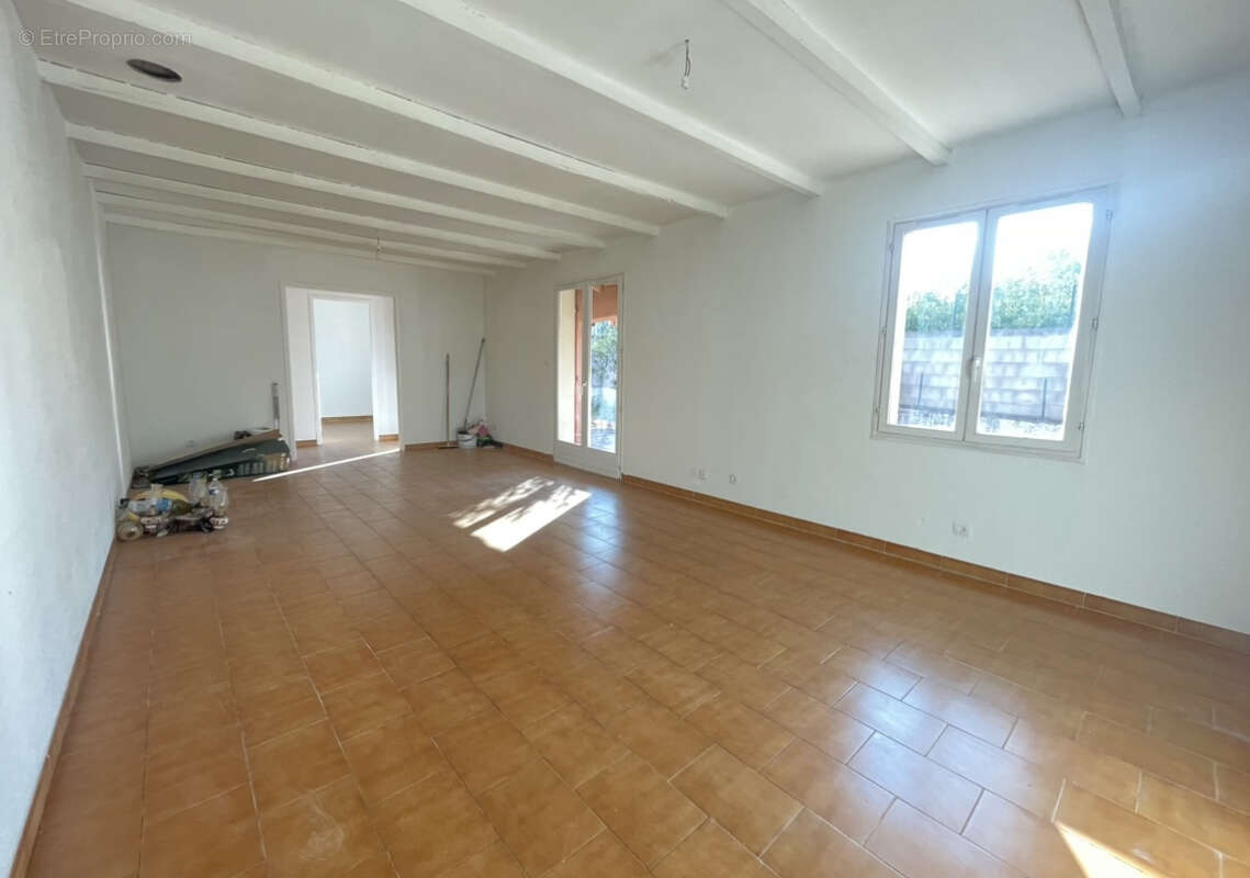 Maison à BOUILLARGUES