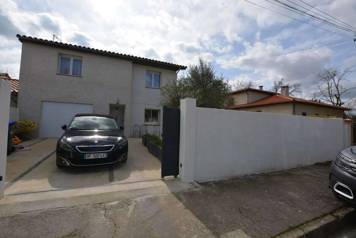 Maison à COLOMIERS