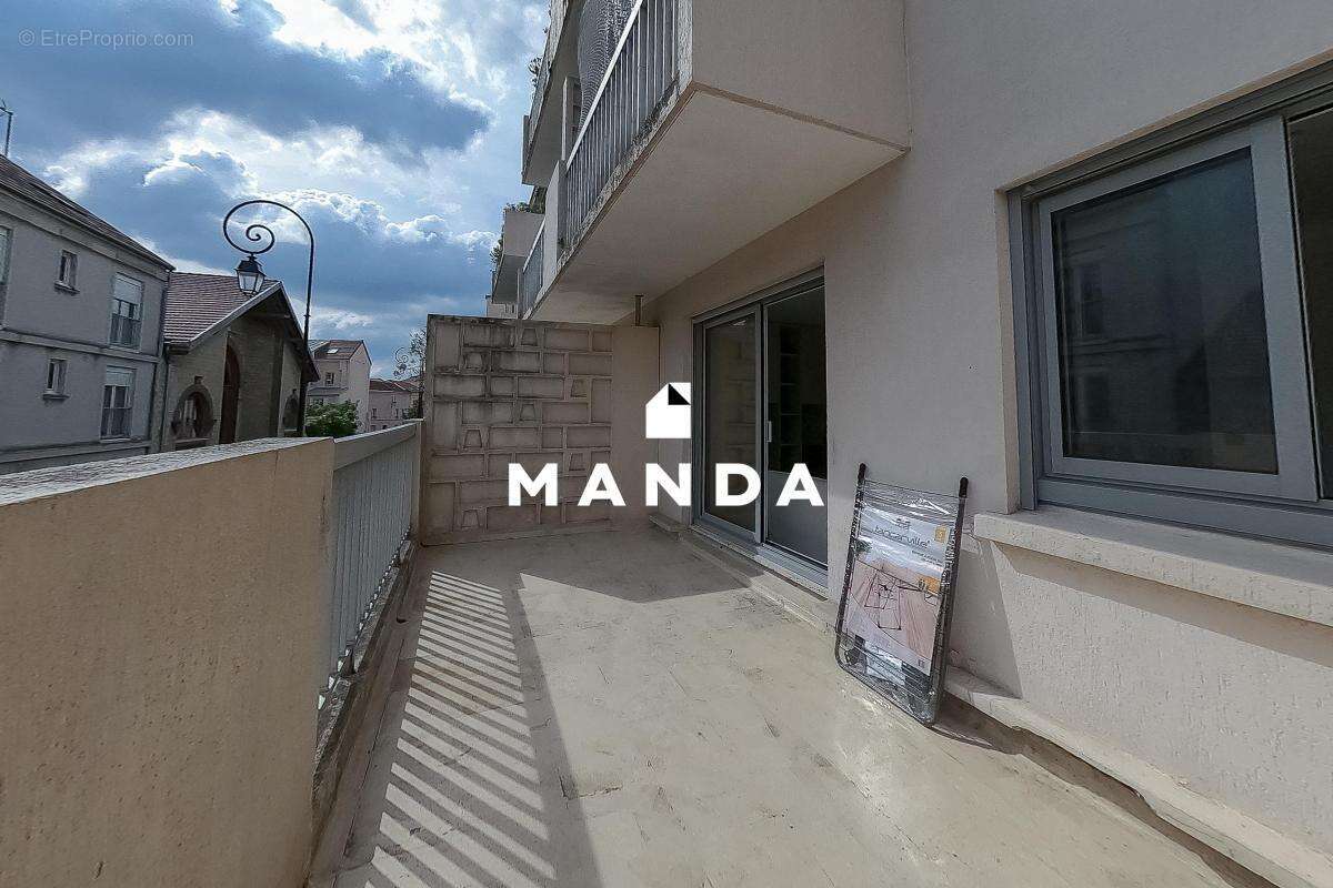Appartement à NANTERRE