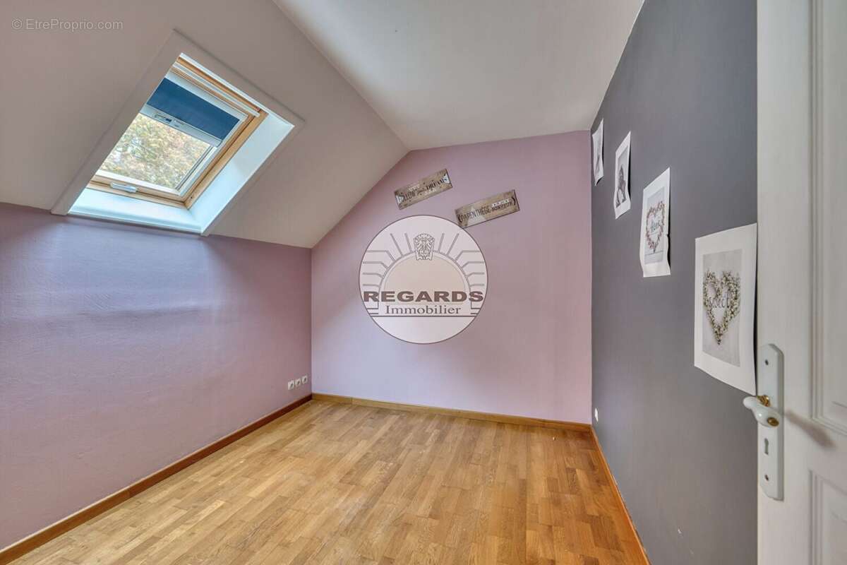 Maison 150 m² à Bagneux  - photo 9