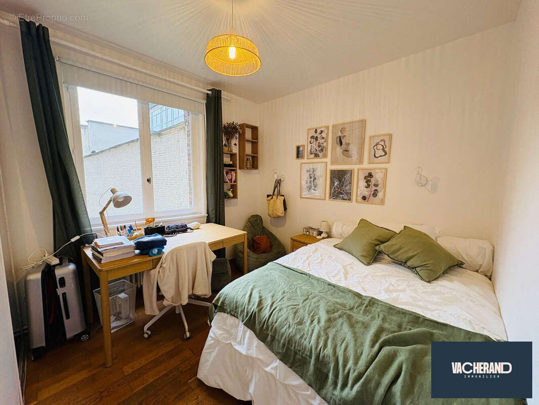 Appartement 70 m² à Lille  - photo 4