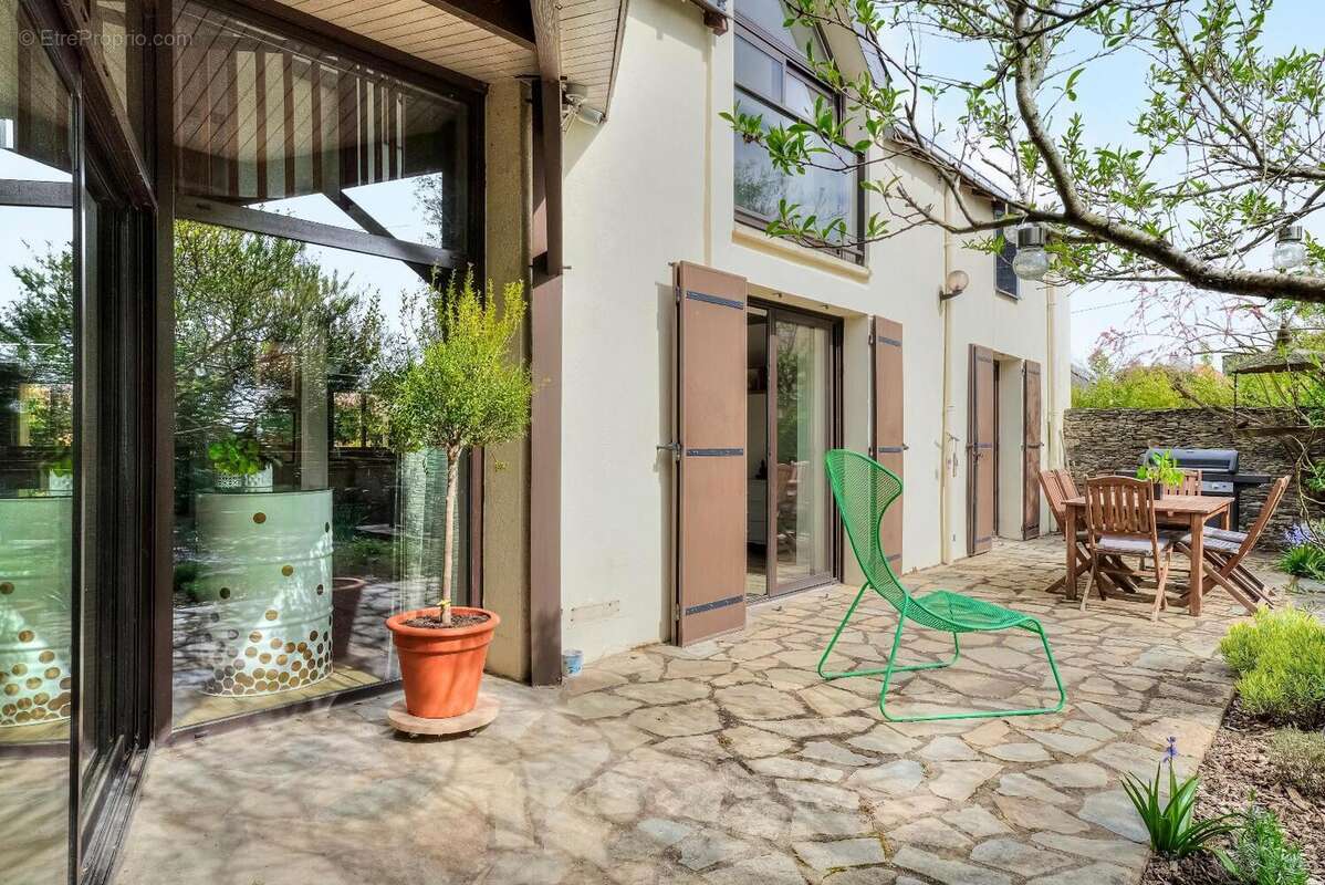   - Maison à SAINTE-GEMMES-SUR-LOIRE