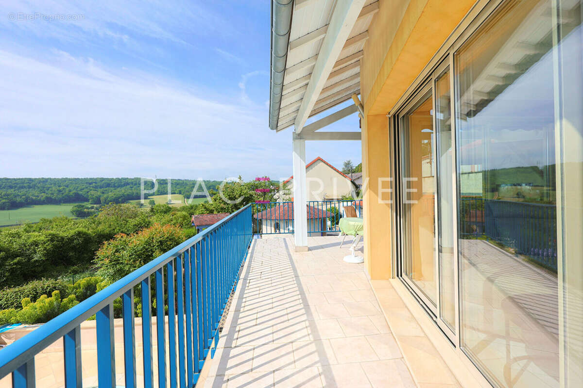 Maison à PAGNY-SUR-MOSELLE