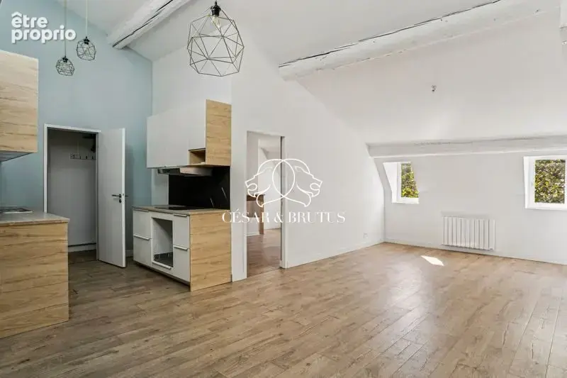 Appartement à LYON-6E