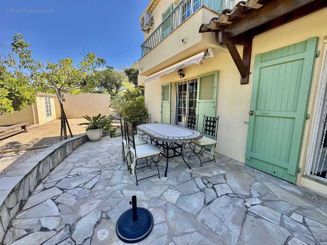 Maison à FREJUS
