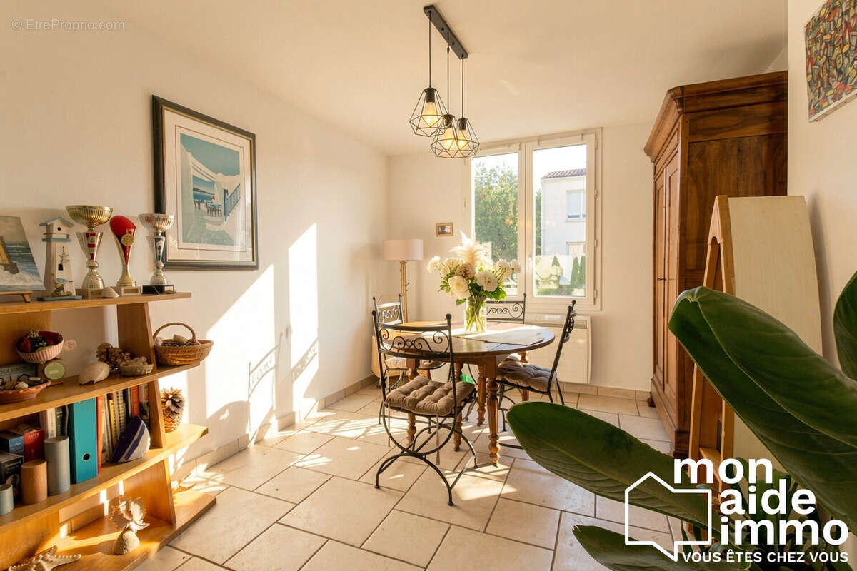 Maison 95 m² à La Rochelle  - photo 5
