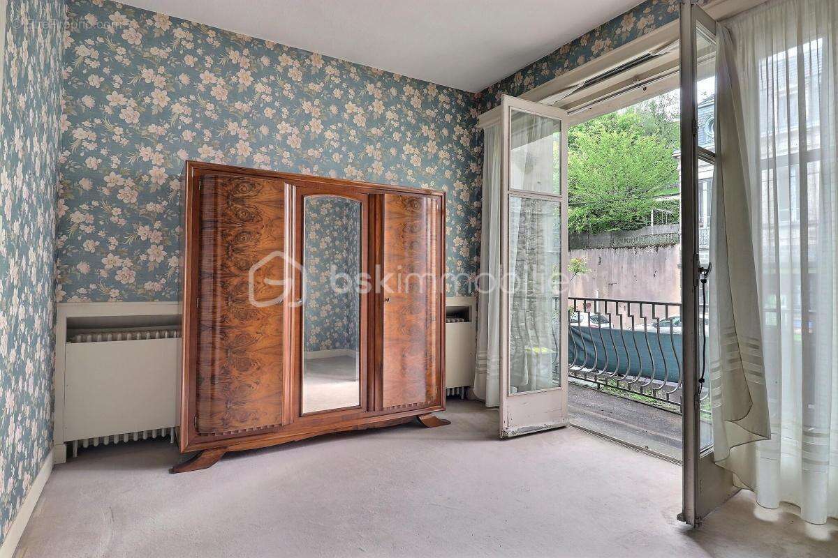 maison  de ville 165m² 63300 Thiers - photo 9