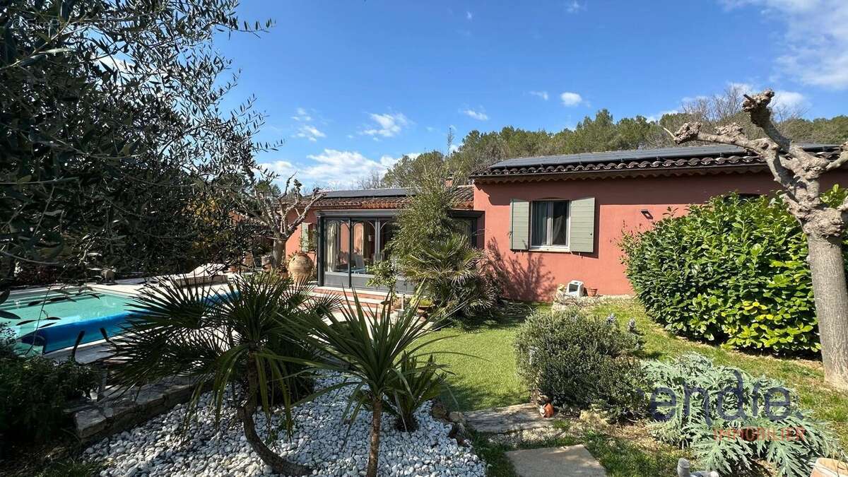 Maison à LORGUES