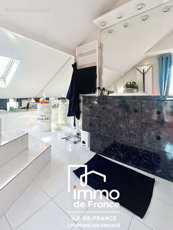 Maison à VILLEMOMBLE