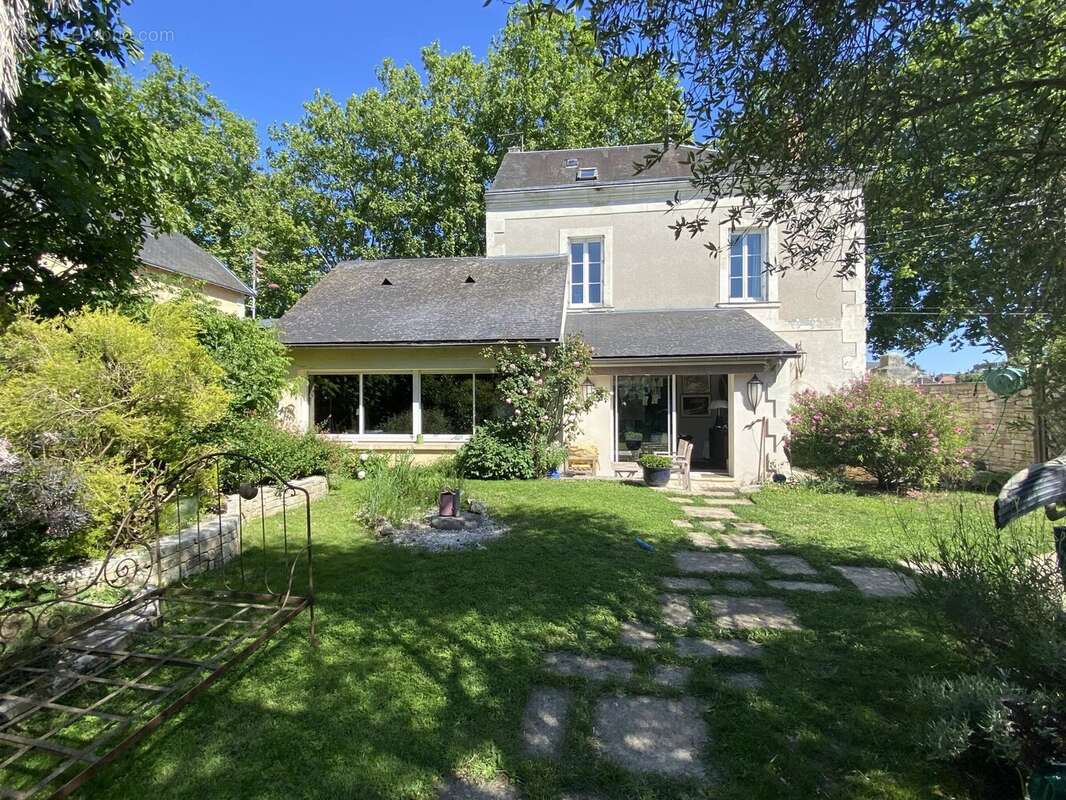 Maison à CHATELLERAULT