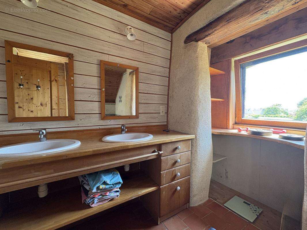 Maison à RIEC-SUR-BELON