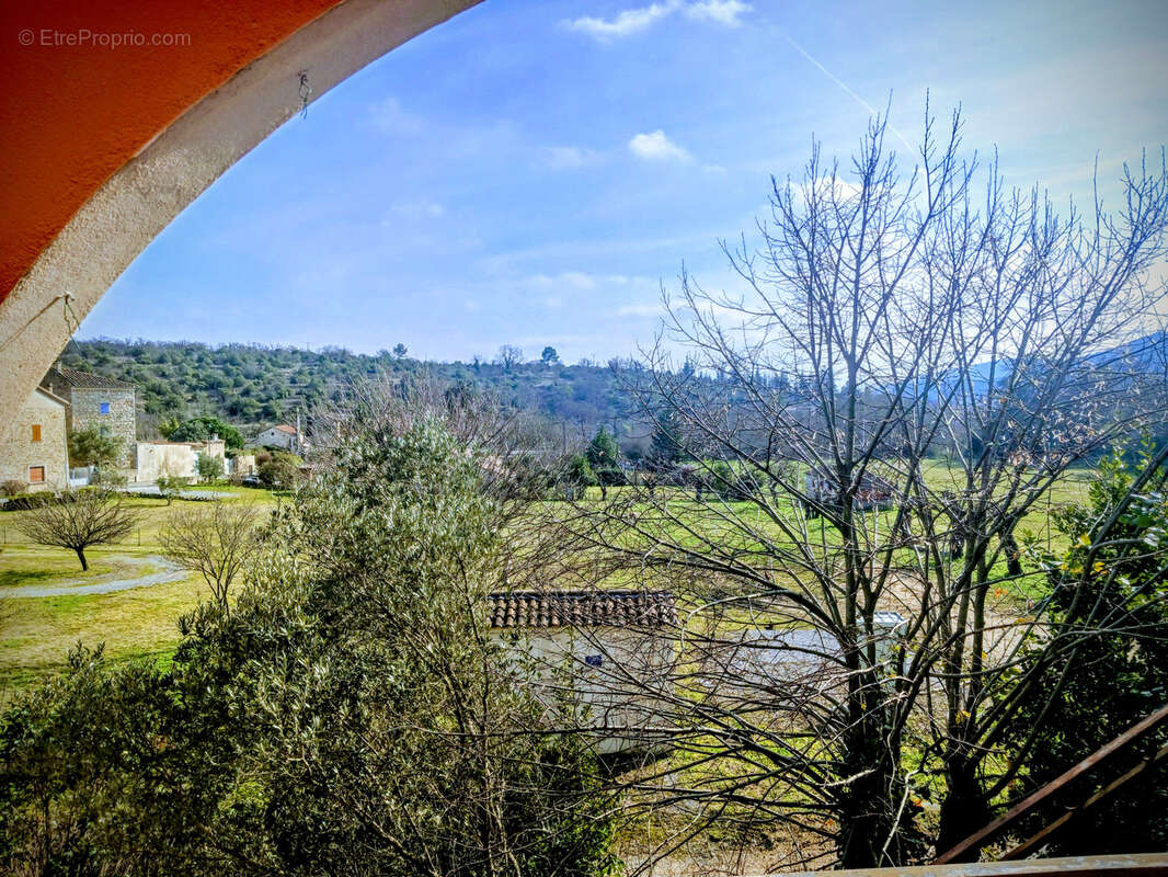 Maison à SAINT-PAUL-LE-JEUNE