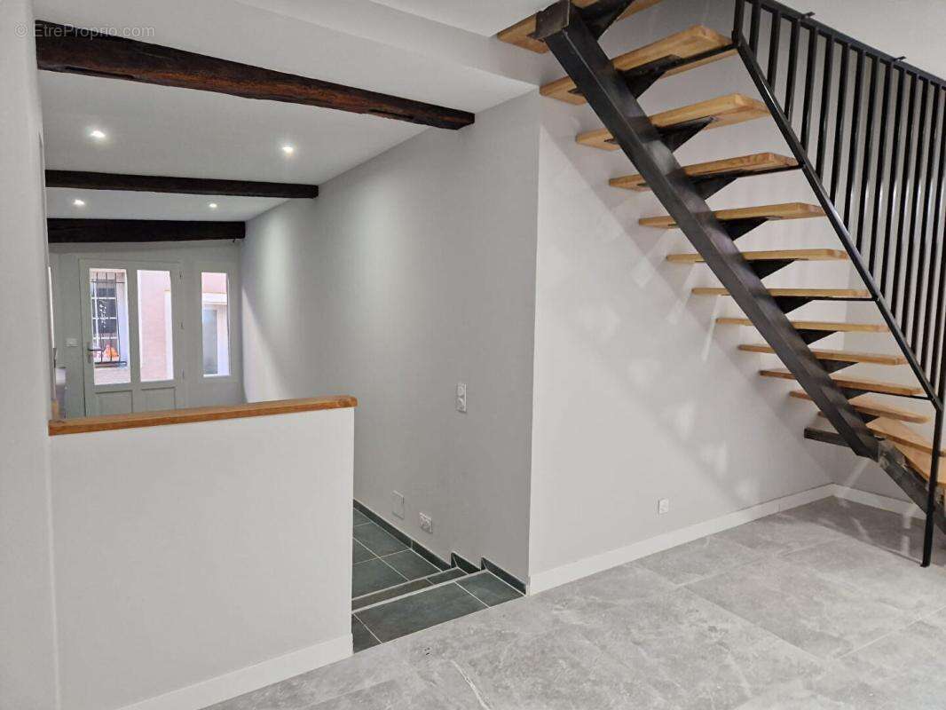 EXCLUSIVITE - Maison de Caractère  centre Aucamville 82 T4 de 132m² - photo 2