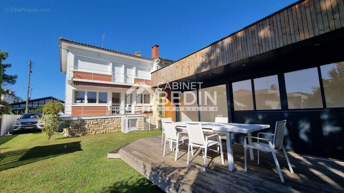 Maison à LE BOUSCAT