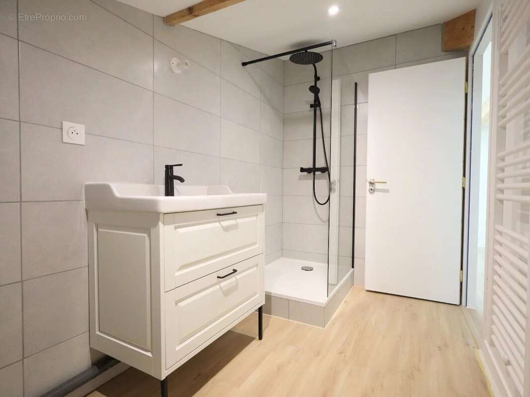 T2 bis duplex de 56 m2 Bordeaux Chaban Delmas - photo 3