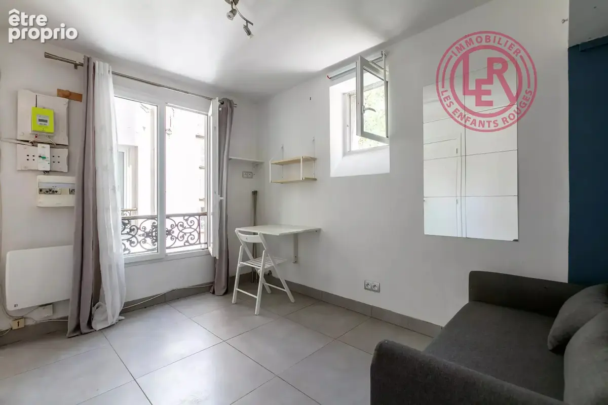Paris 4ème - Rue des Ecouffes - 2 studios avec accès privatif - photo 4