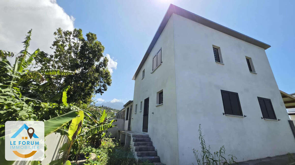 Saint joseph 97480 - villa moderne et fonctionnelle - quartier verdoyant - photo 4