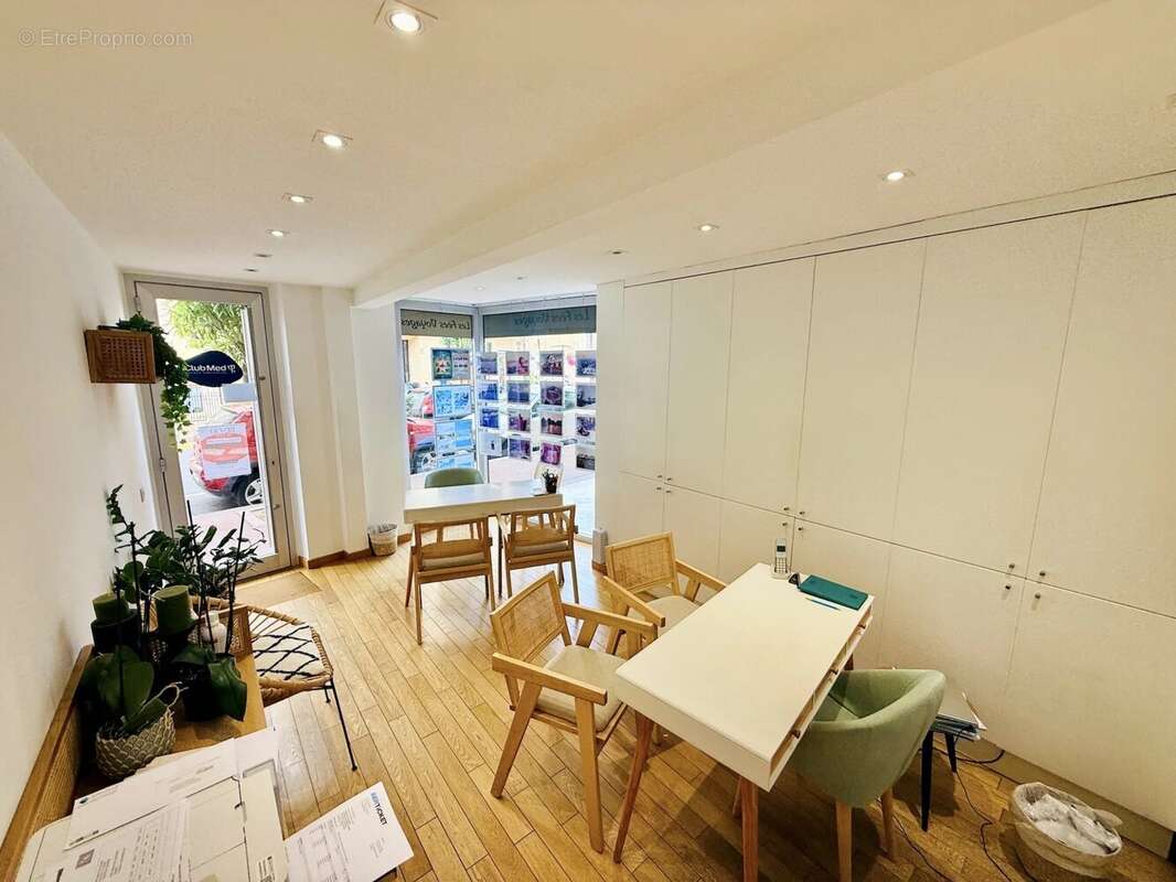 Commerce 17 m² à Beaulieu-Sur-Mer  - photo 6