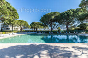 Appartement à MANDELIEU-LA-NAPOULE