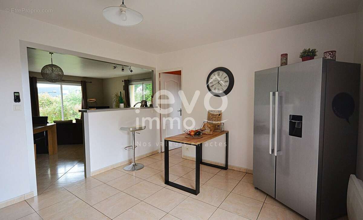 Maison familiale de 4 chambres. - photo 4