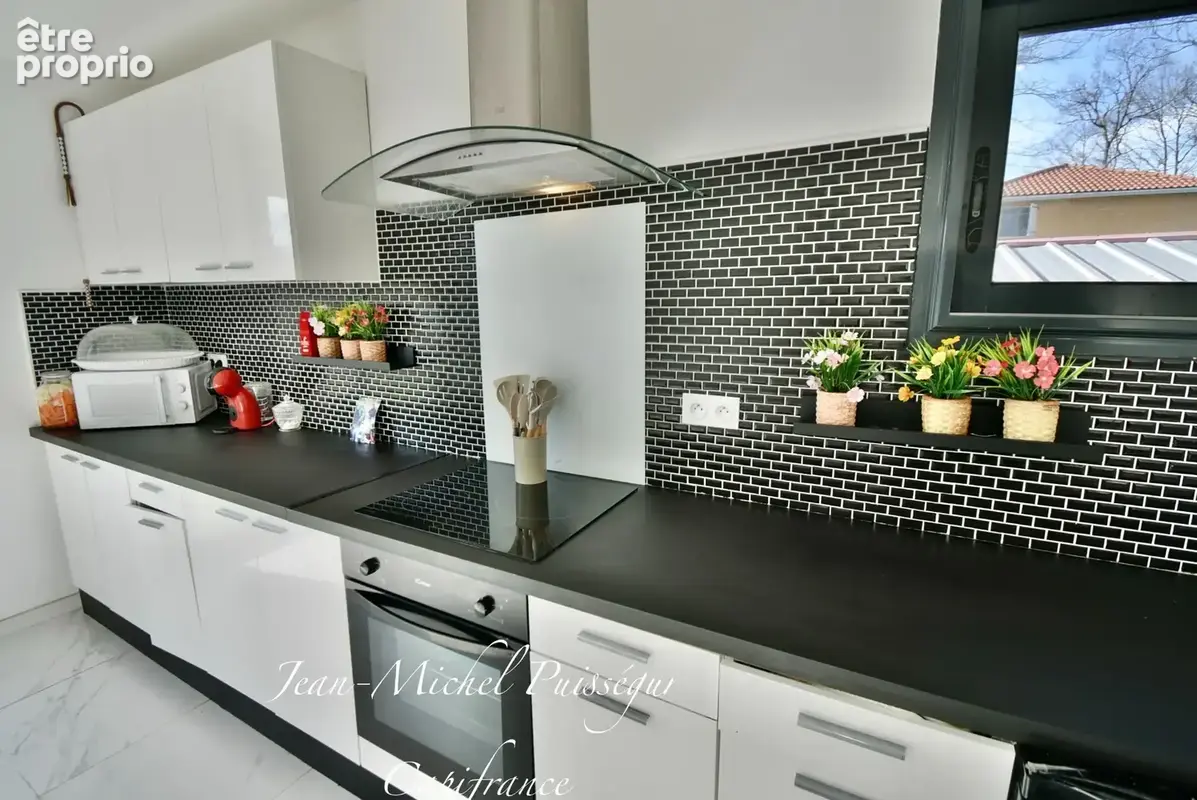 Maison à Vendre 140m2 5 pièces à LABARTHE INARD (31), Terrain 1900m2 - photo 6