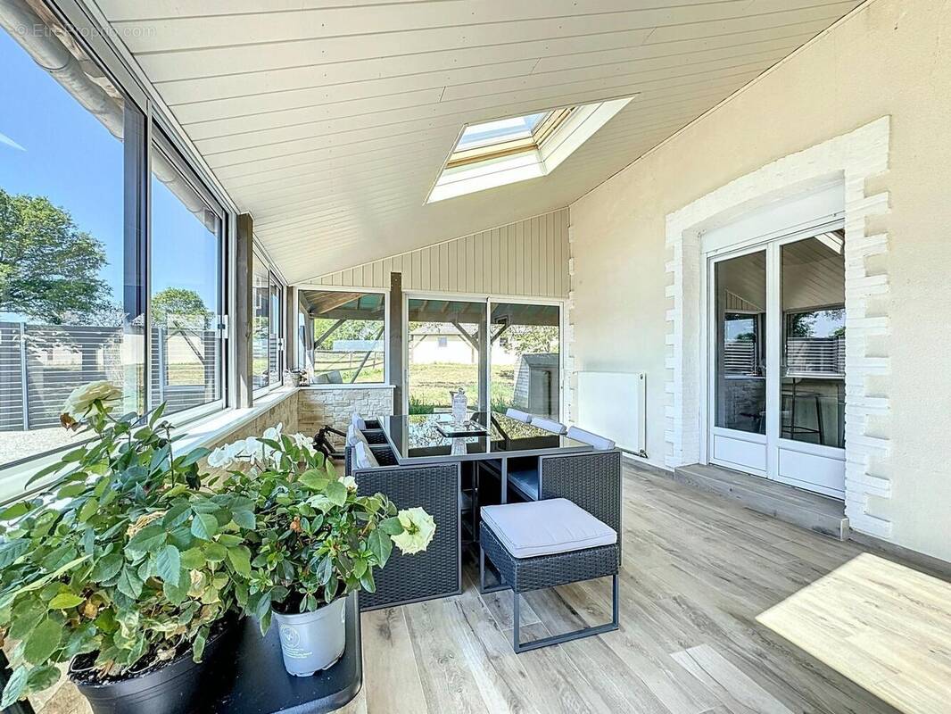 Photo 1 - Maison à CHATEAU-GONTIER