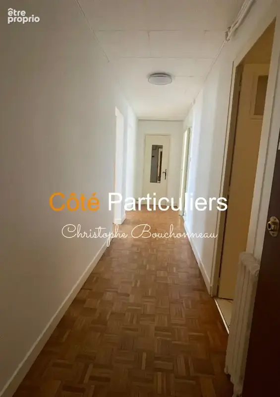 Appartement coeur de ville avec balcon et cave - photo 3