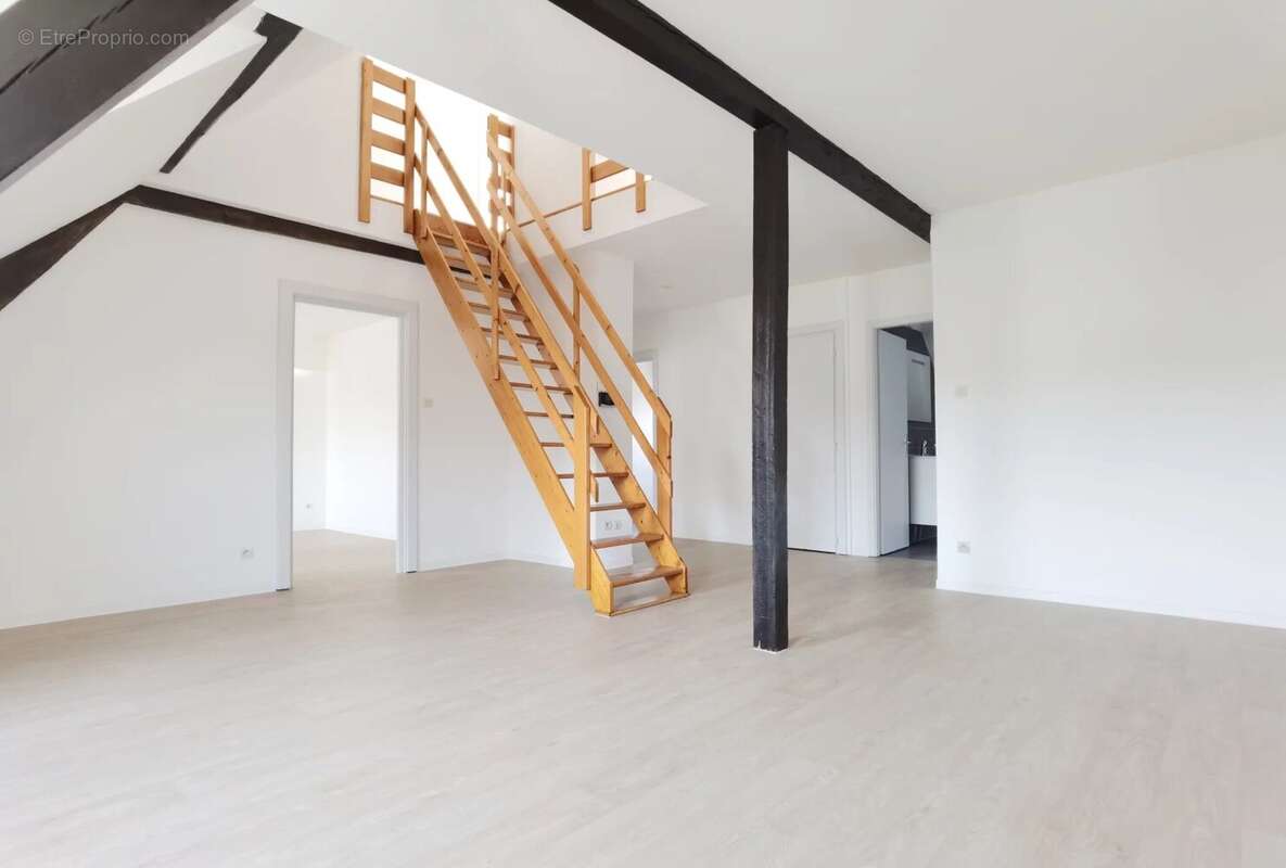 Appartement DUPLEX 82m² - Vue dégagée - photo 2