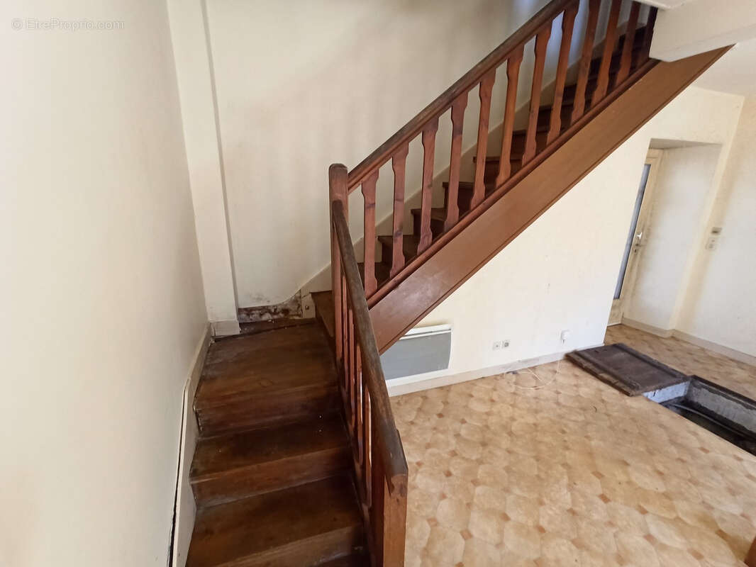 Commerce à AIXE-SUR-VIENNE