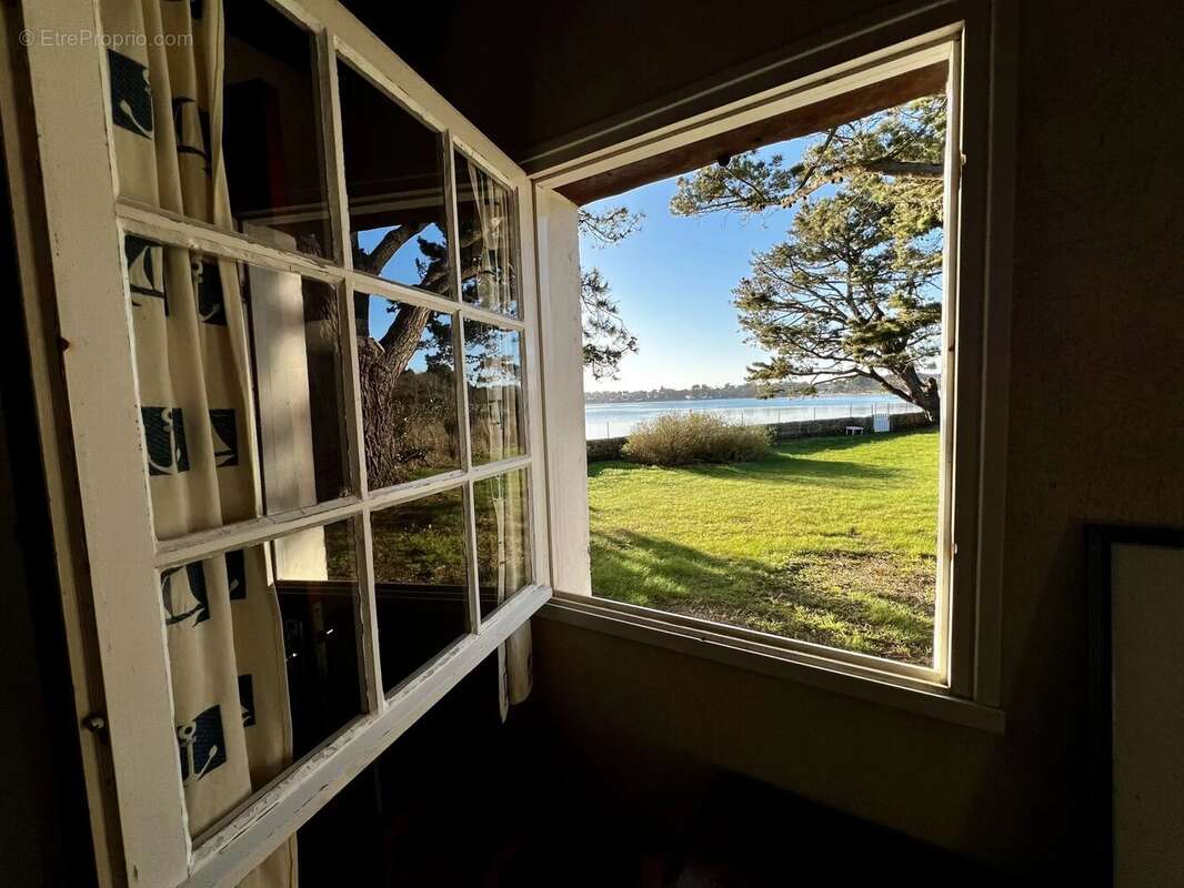 Maison à LARMOR-BADEN