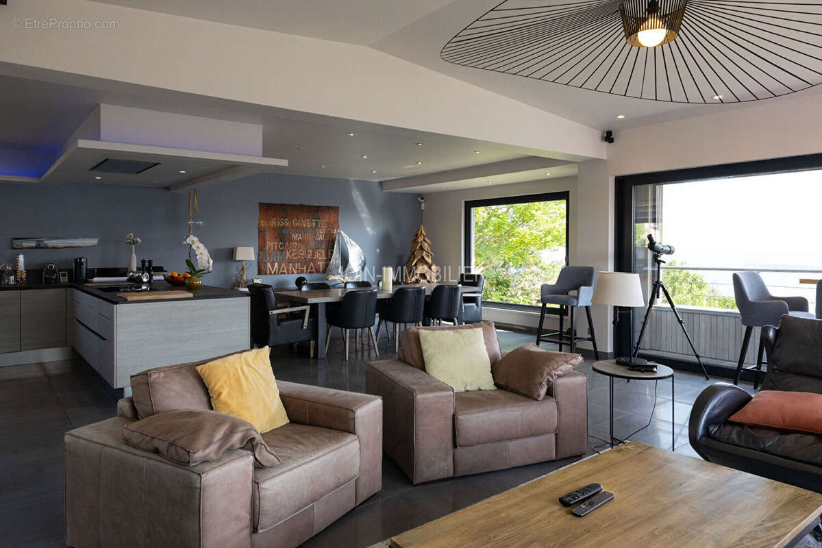 Demeure de prestige Dieppe 6 pièce(s) 273.65 m² - photo 6