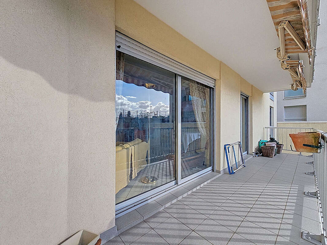 Appartement à BOURG-LA-REINE