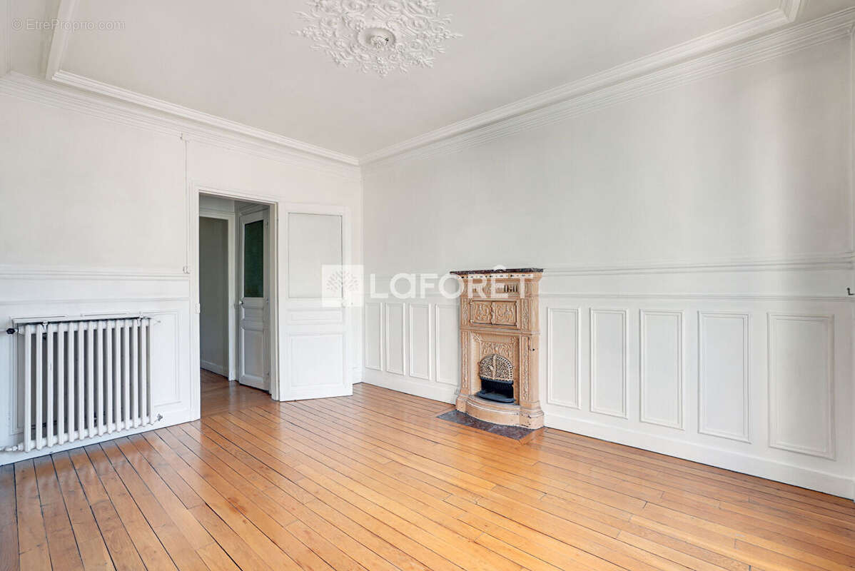 Appartement à PARIS-12E