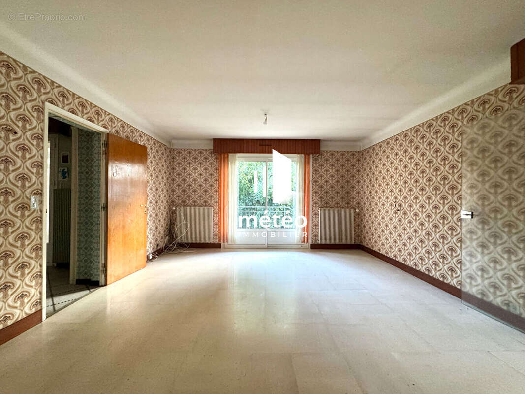 Maison Lucon 9 pièce(s) 190 m2 - photo 4