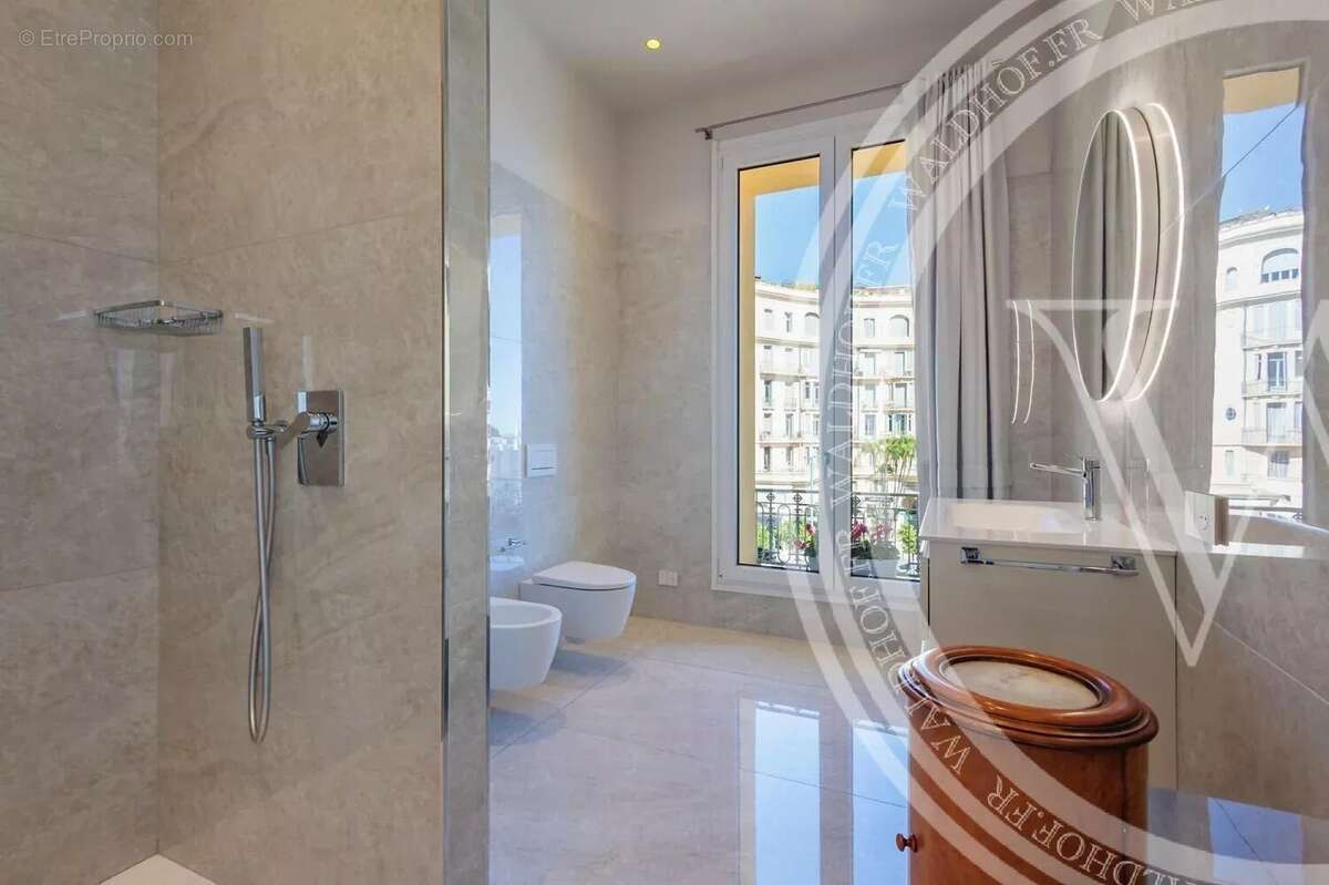 Appartement à MENTON