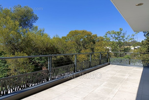 Appartement à NIMES